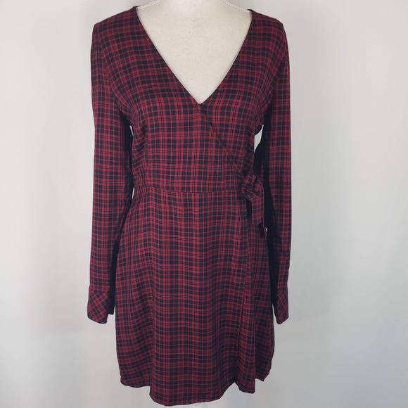 NWT Sanctuary Upbeat Faux Wrap Red Plaid Surplice V-Neck A-Line Mini Dress 8 - Picture 3 of 14